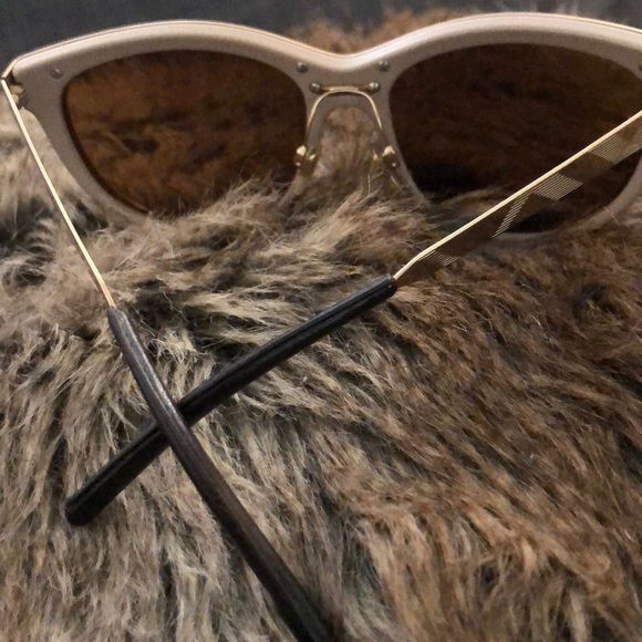 Burberry Sunglasses main image 5